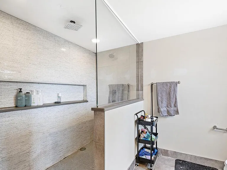 1718 N Gratz St — Photo 21