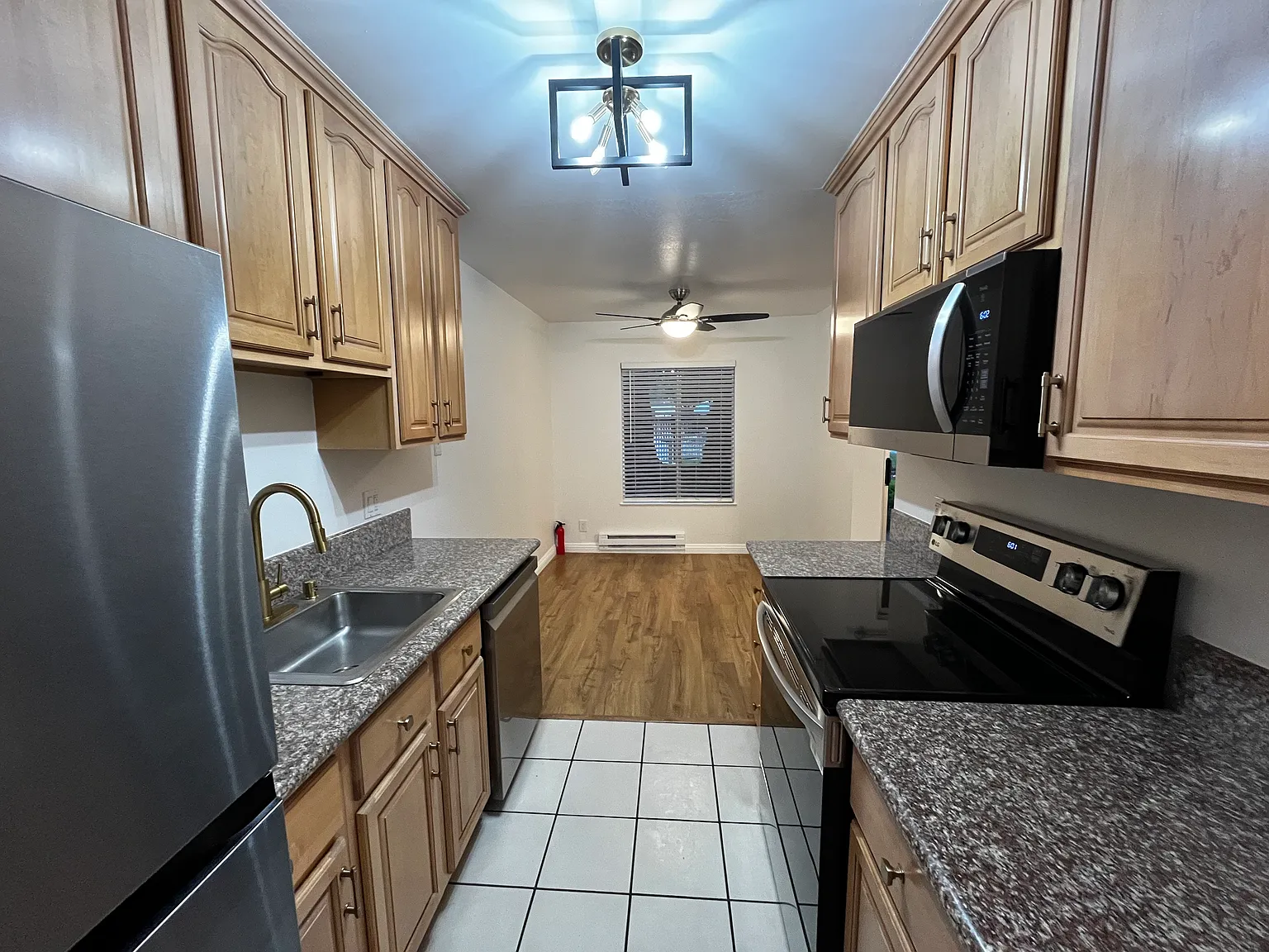 505 Cypress Point Dr — Photo 2