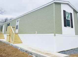 11 Dallas Dr #11, Grantville, PA