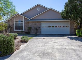 2520 Boyington Ln, Kerrville, TX 78028