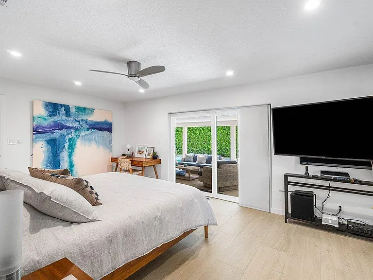 5903 N Ocean Blvd — Photo 11
