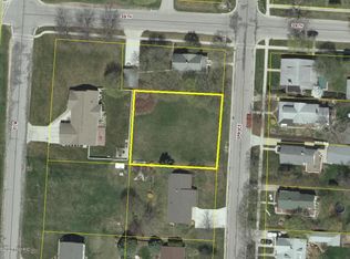 606 Spruce St, Manistee, MI 49660