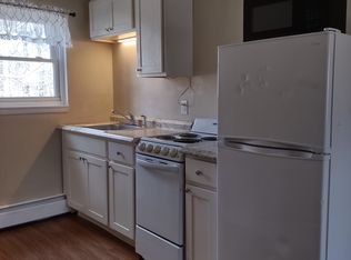 Rockport Suites-242 Commercial Street - 3, Searsport, ME 04974