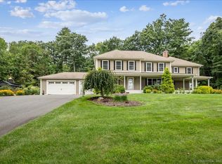 90 Holcomb St, East Granby, CT 06026