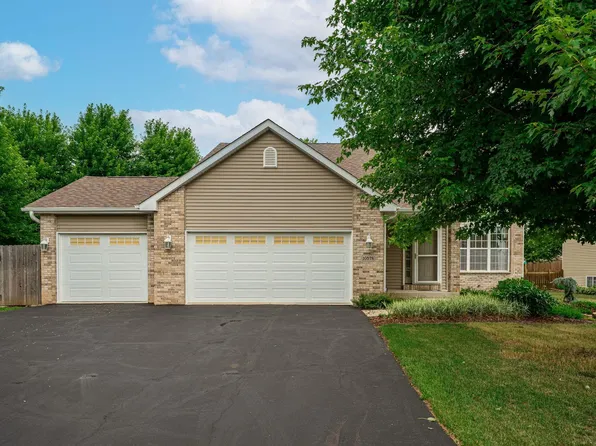 10578 Harrison Ct, Roscoe, IL 61073