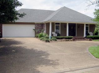 16 Eagles Point, Brandon, MS 39047