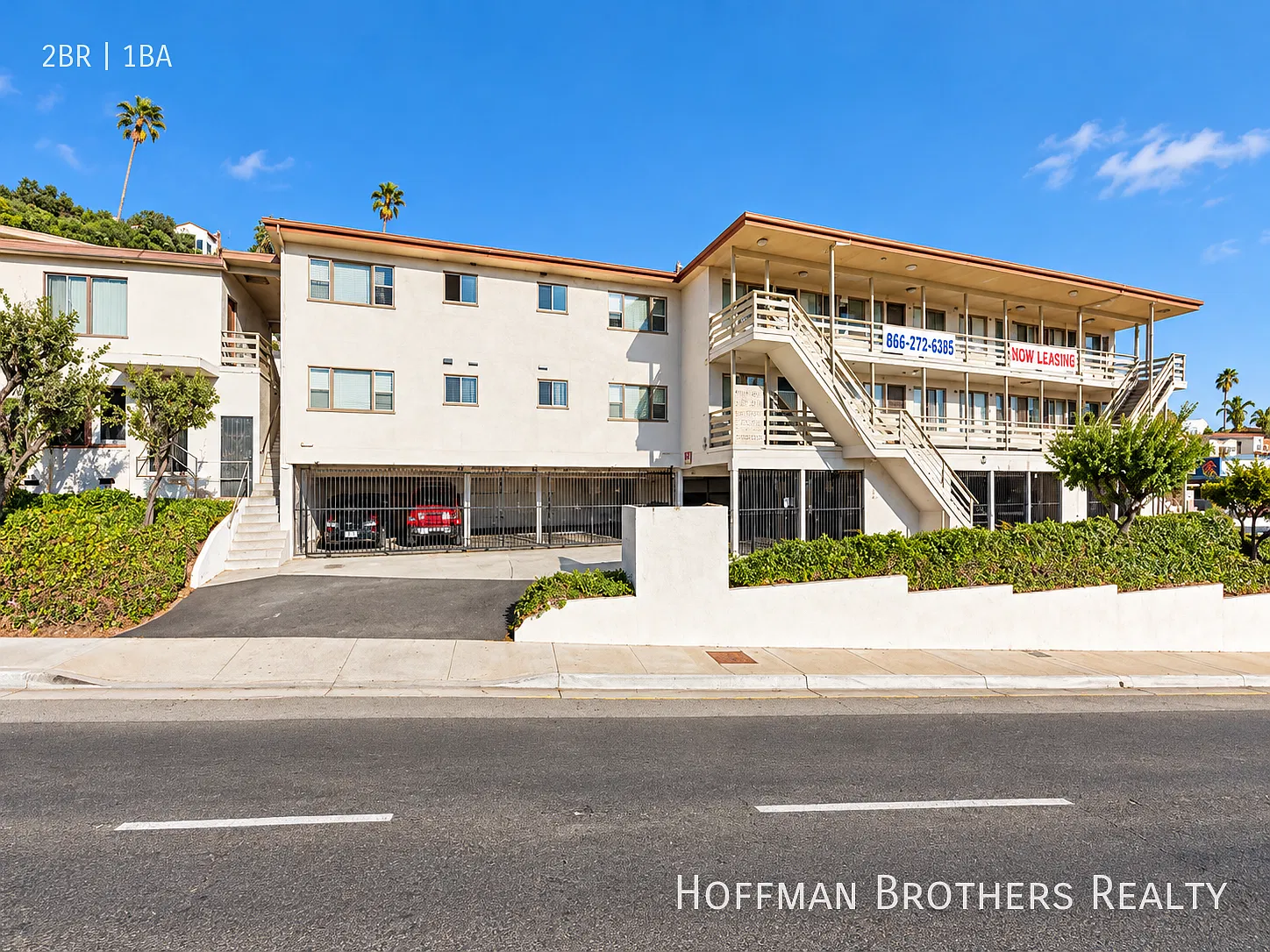 2br With Brand-New Hardwood Floors, Remodeled Kitchen, Parking Included & Pool! — Photo 3
