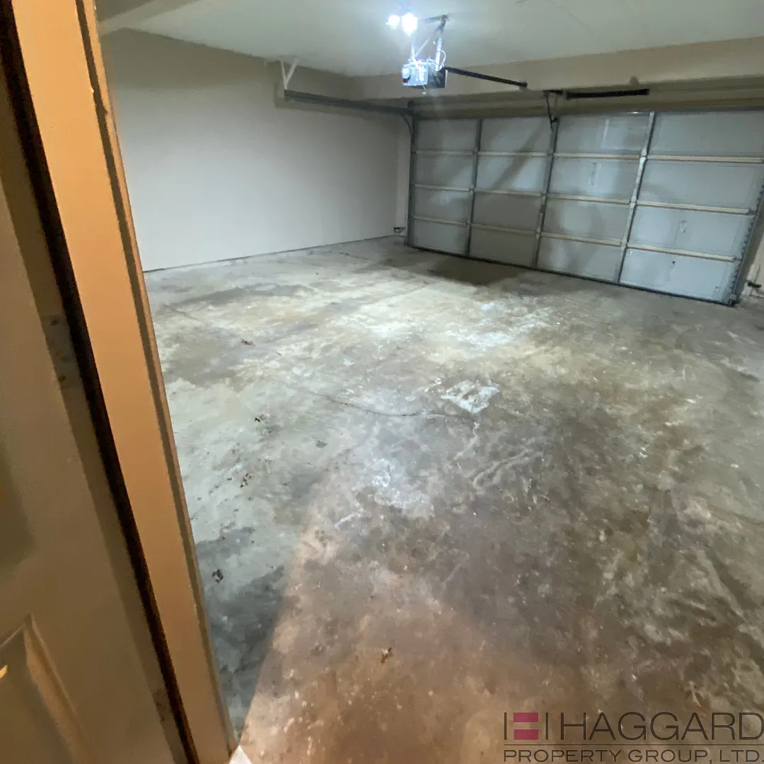 3/2.5/2 Townhome style duplex in Frisco — Photo 4