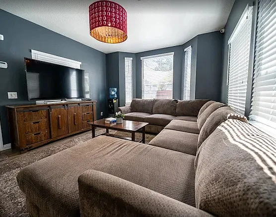 127 W Palmyra Ave — Photo 6