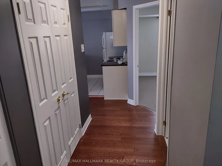 429 Somerset St W #313 — Photo 16