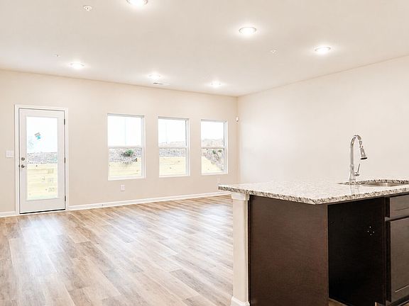 5th image of 5455 Biltmore Dr