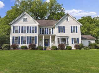 14N970 Sleepy Hollow Rd, West Dundee, IL 60118