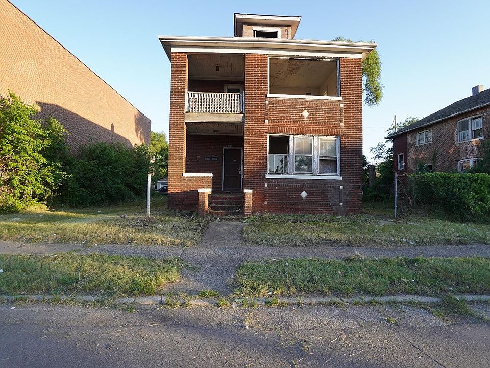 1st image of 917 W 11th Ave