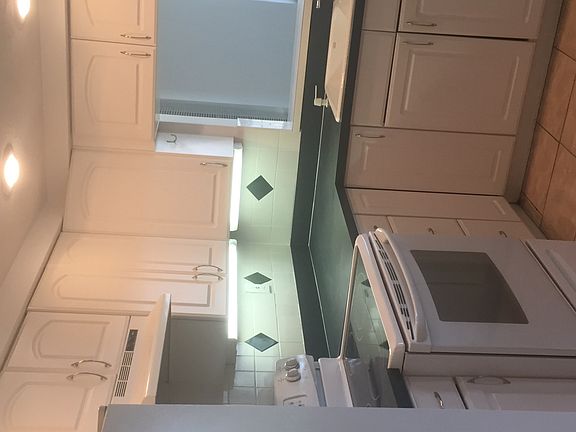 2nd image of 3525 Seffner Dr