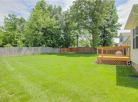 2nd image of 589 Colby Cv
