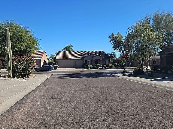 4th image of 546 W Cobblestone Ct