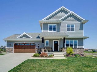 1816 Danny Dr, Mount Horeb, WI 53572