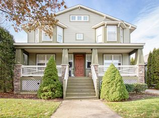 1086 Keystone Rd, Holland, MI 49423