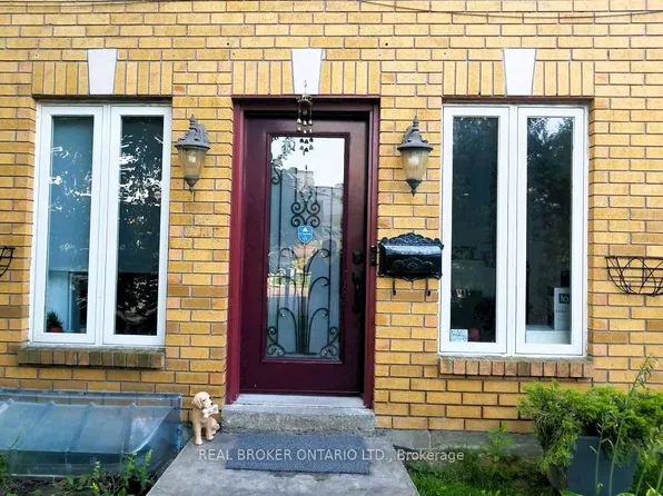 256 The Kingsway, Toronto, ON M9A 3T5