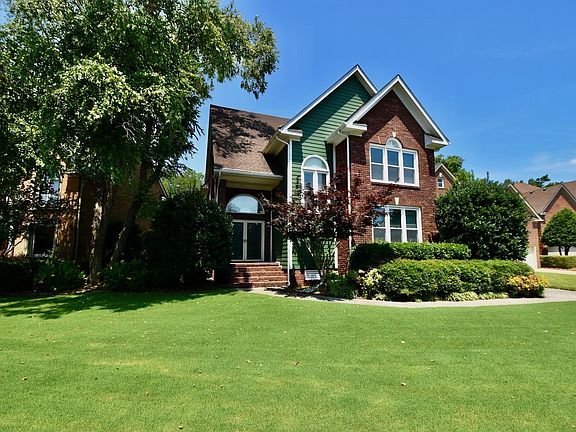 2nd image of 1514 Bordeaux Pl