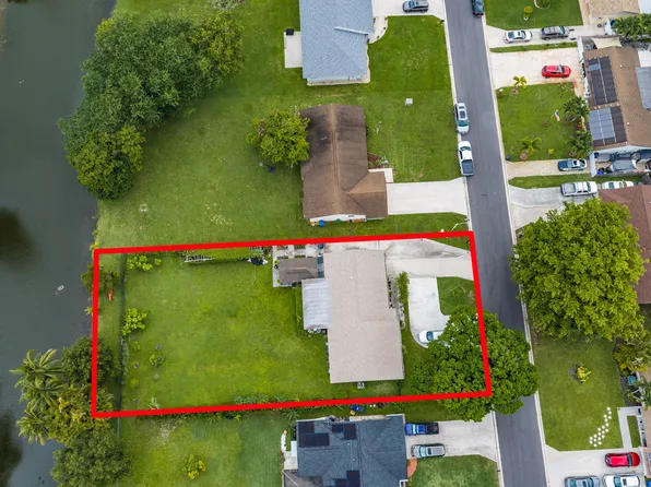 278 SANDPIPER Avenue, Royal Palm Beach, FL 33411