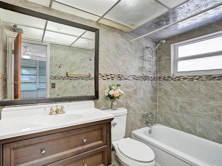 3051 NW 46th Ave #101 — Photo 26