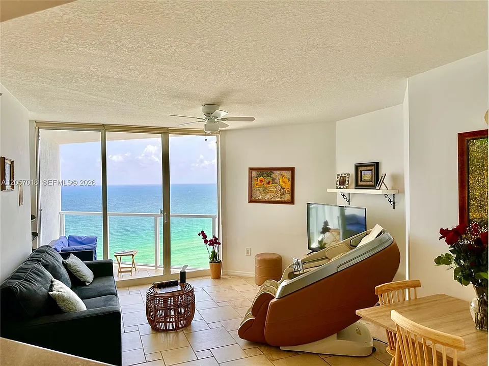 16699 Collins Ave #2309