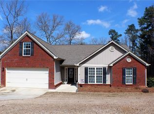 1054 Blakewood Ct, Bethlehem, GA 30620