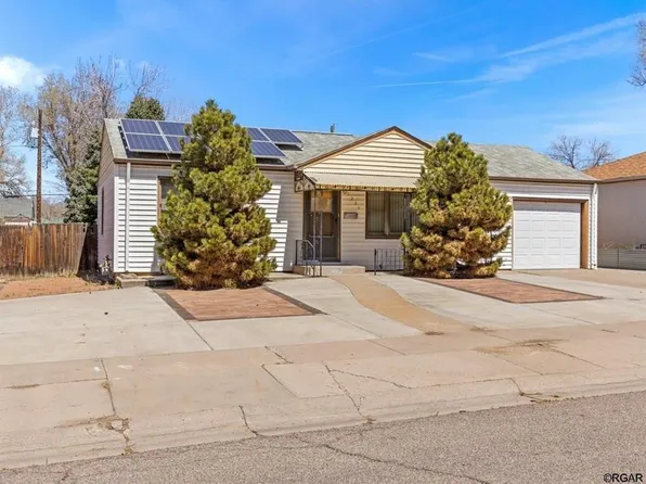 1221 Alexander Cir, Pueblo, CO 81001