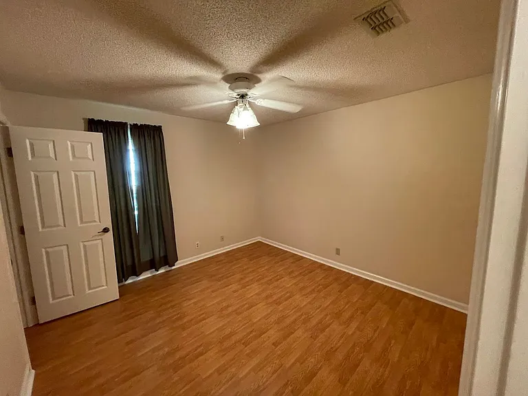 109 Waterman Rd — Photo 12