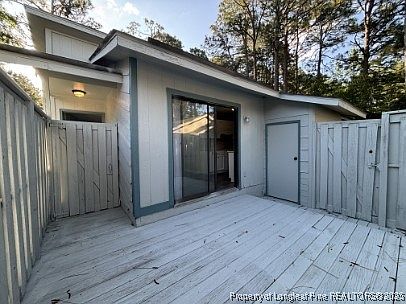 3rd image of 755 Hedgelawn Way
