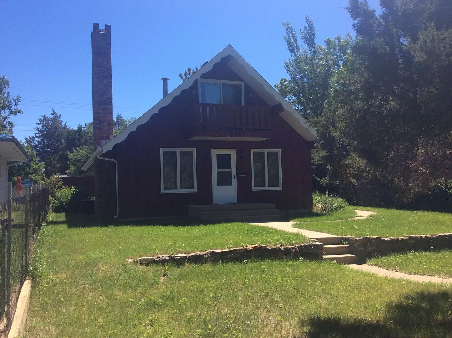 Charming 3 bedroom, 2.5 bath Single Family house — Photo 1
