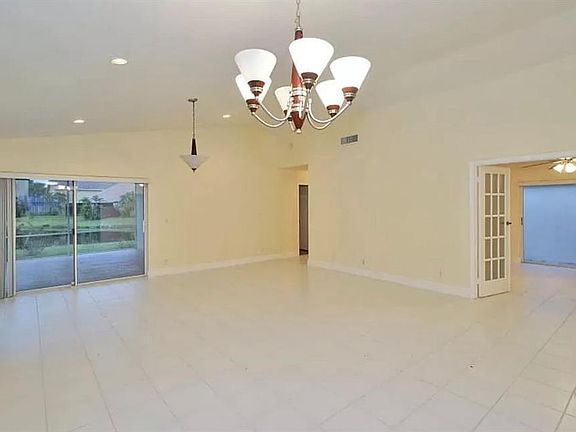 Living space overlooking the lake