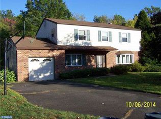 1142 Plowshare Rd, Blue Bell, PA 19422