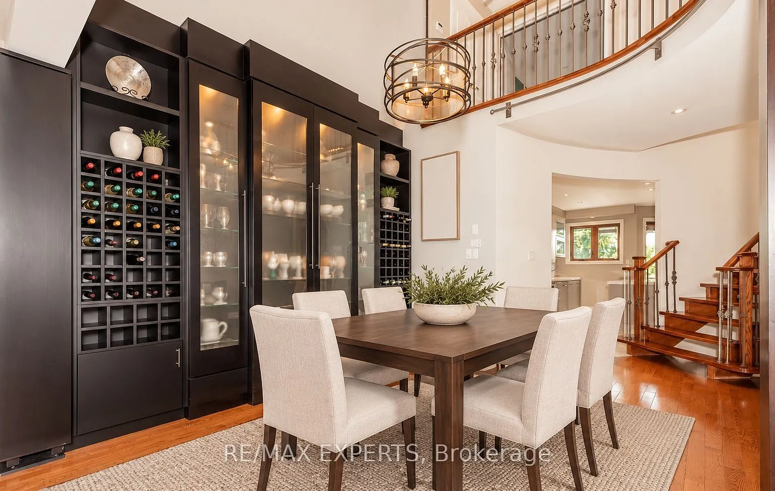 5 bed, $7,400 — Photo 3