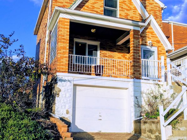 1115 Premier St