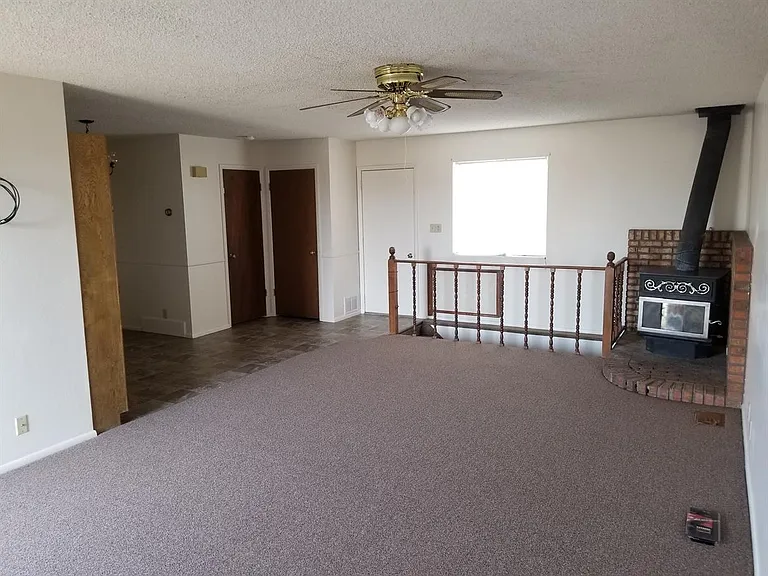 423 N Cedar Blvd — Photo 9