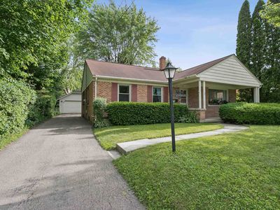 25 W Grand St, Chilton, WI, 53014