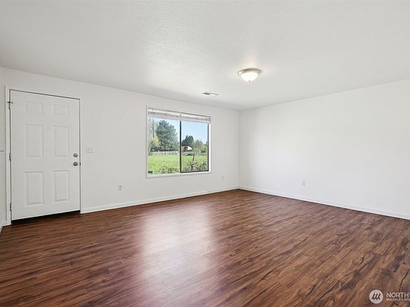 2nd image of 4821 NE 53rd Street