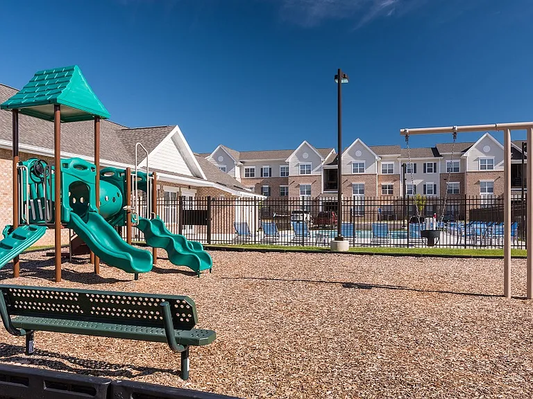 Residences at Jefferson Crossing — Photo 13