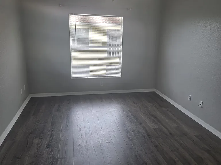 838 SW 47th Ter #203 — Photo 13