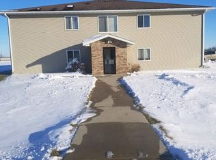 209 5th St S APT 104, Fairmount, ND 58030