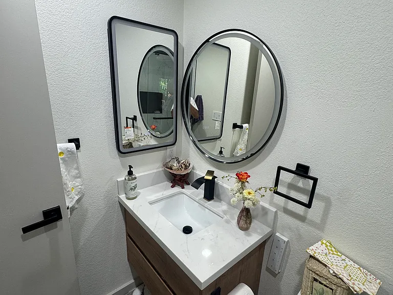 278 Nottingham Ln — Photo 8