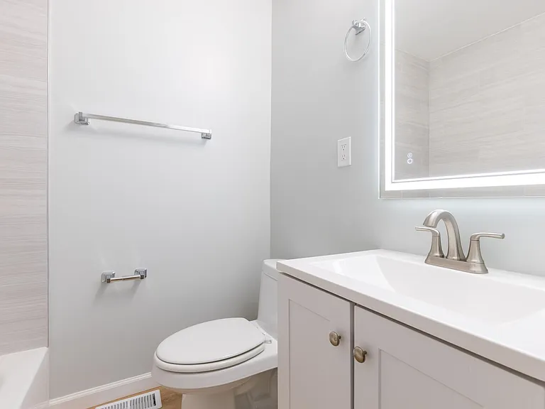 1231 Churchill Rd — Photo 12