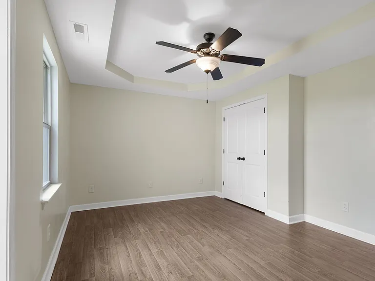 102 Bridgeport Dr — Photo 24