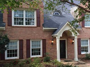 1043 Northpointe Dr, Jackson, MS 39211