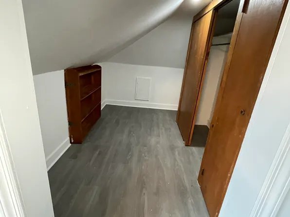 18 Kelly Parkway image 9 of 10