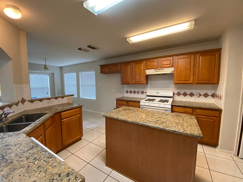 Granite Countertops Island Kitchen