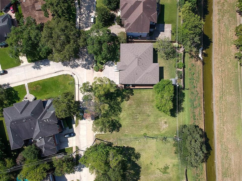 1st image of 9318 Cliffwood Dr