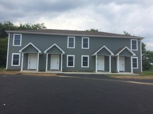 1300 Diuguid Dr #D, Murray, KY 42071